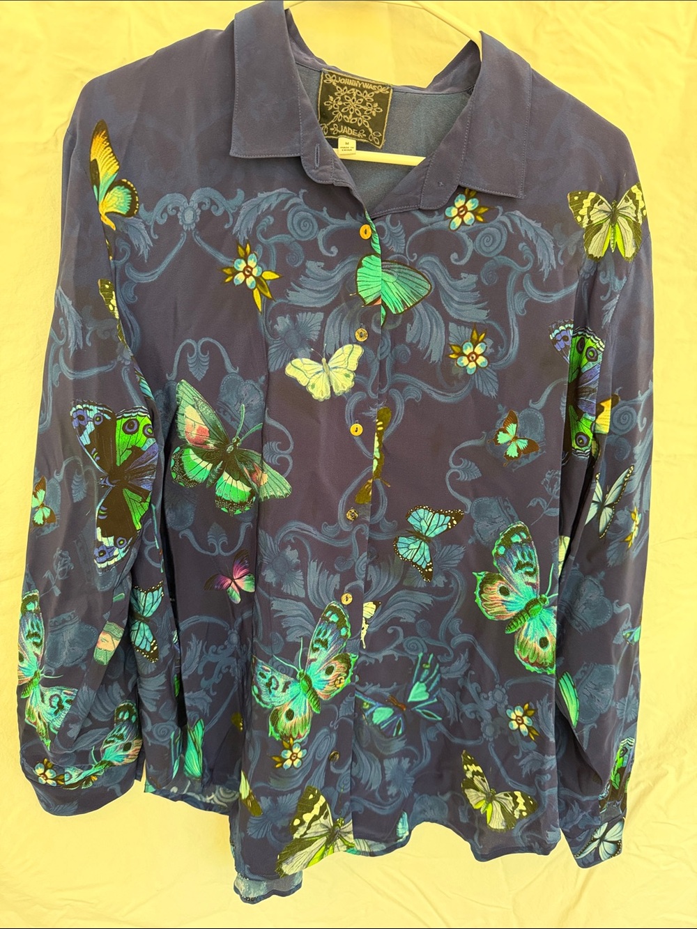Johnny Was 100% Silk Butterfly Print Blouse – Size Medium